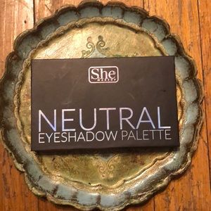 She Neutral Eye Shadow Palette